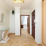 Comfy 4bdr In By Lovelystay Daire Portimão