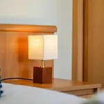 Daire Comfy 4bdr In By Lovelystay Portimão