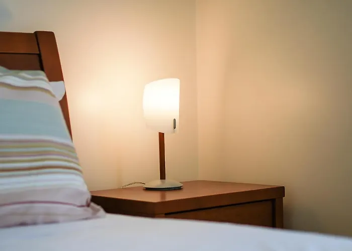 Comfy 4bdr In By Lovelystay Appartamento *