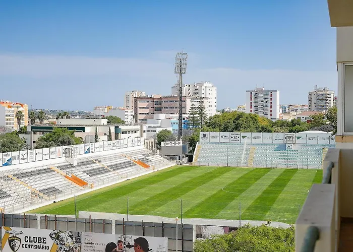 Comfy 4bdr In By Lovelystay 公寓 *